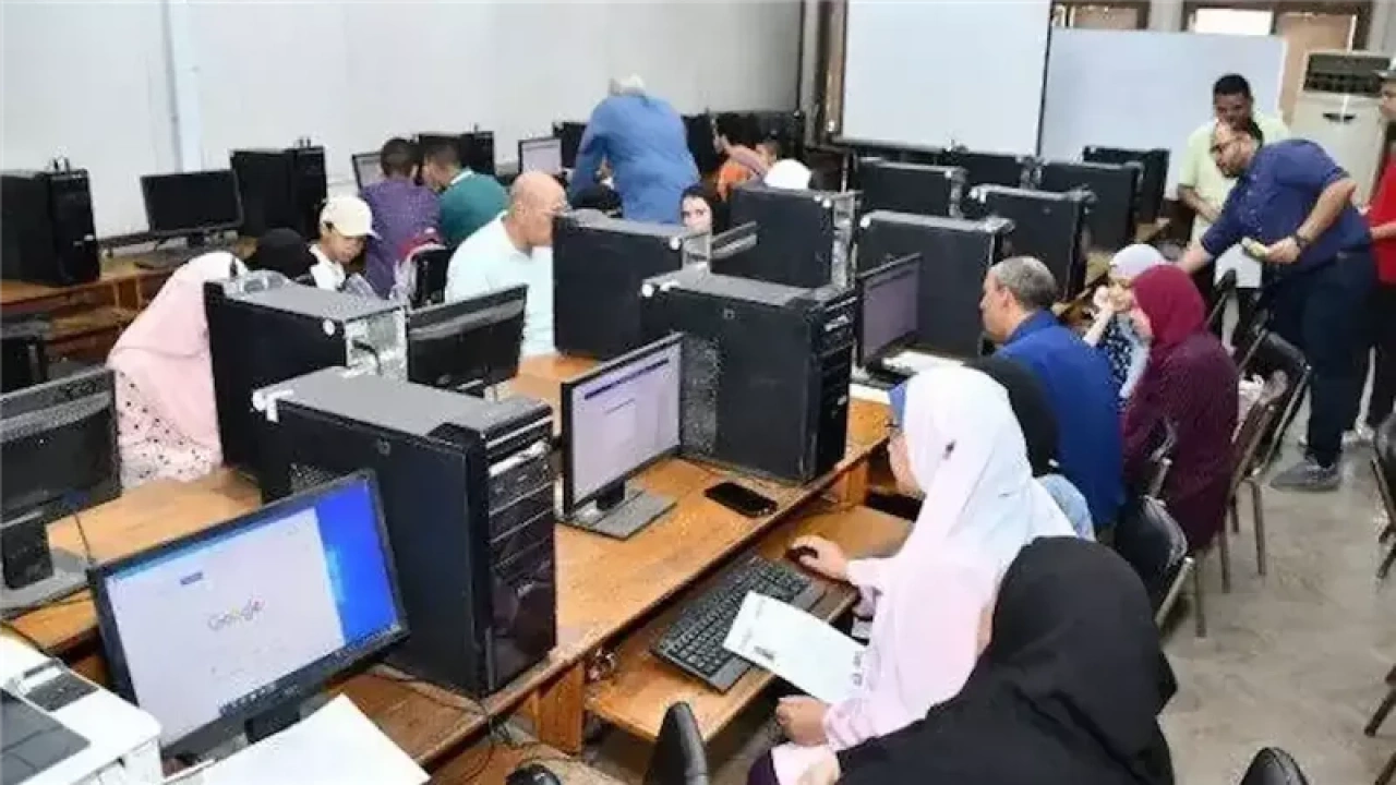 قائمة كليات ومعاهد تنسيق المرحلة الثالثة 2025 علمي وأدبي وخطوات تسجيل الرغبات إلكترونيًا
