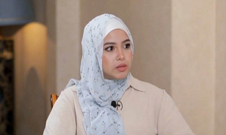 "طليقته سلمته".. علاء الساحر يتصدر التريند بعد فيديو صادم يثير الجدل على السوشيال ميديا